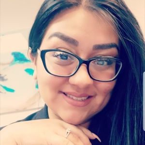 Meet your Posher, Veronica